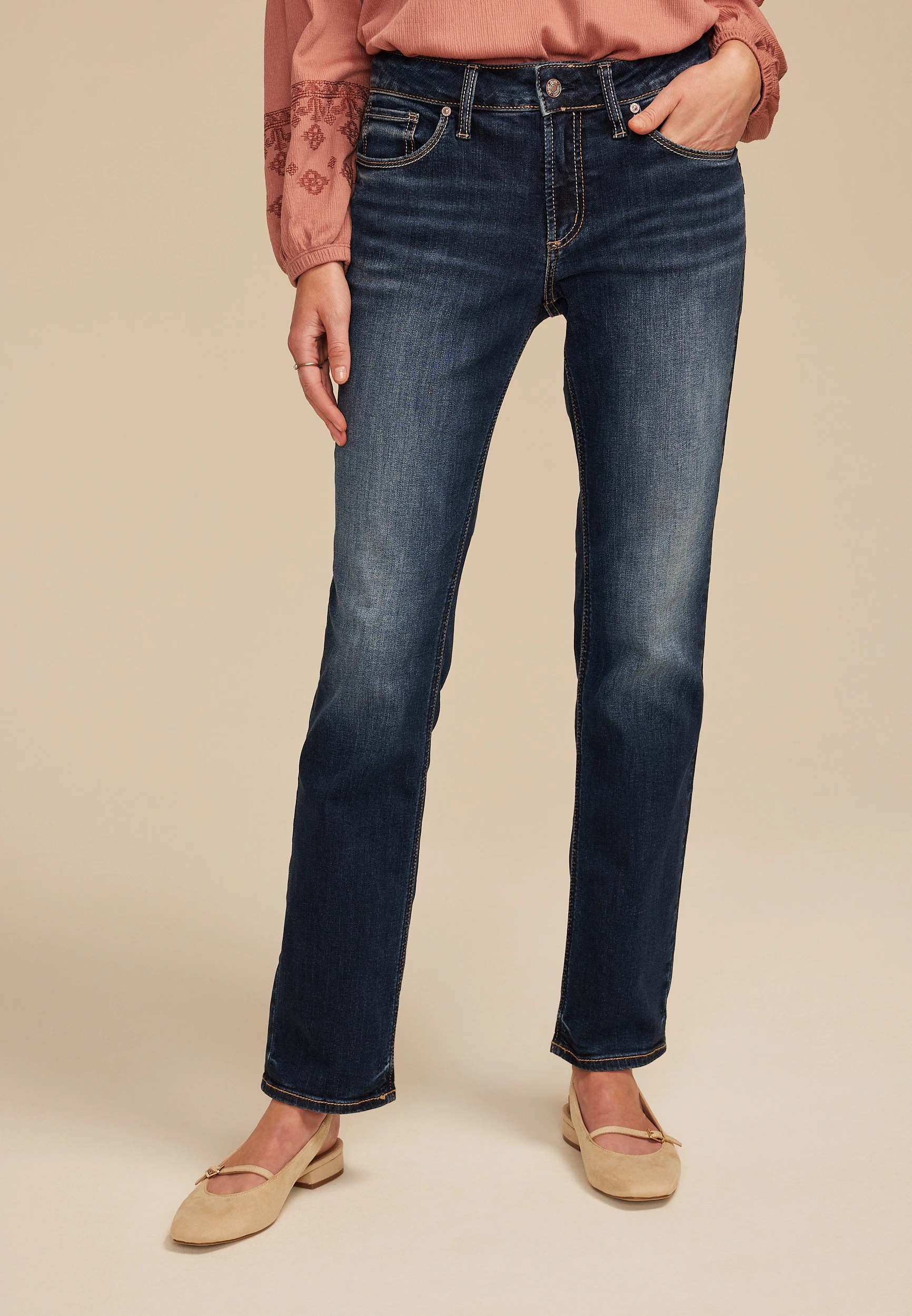 Silver Jeans Co.庐 Dark Suki Curvy Mid Rise Straight Leg Jean
