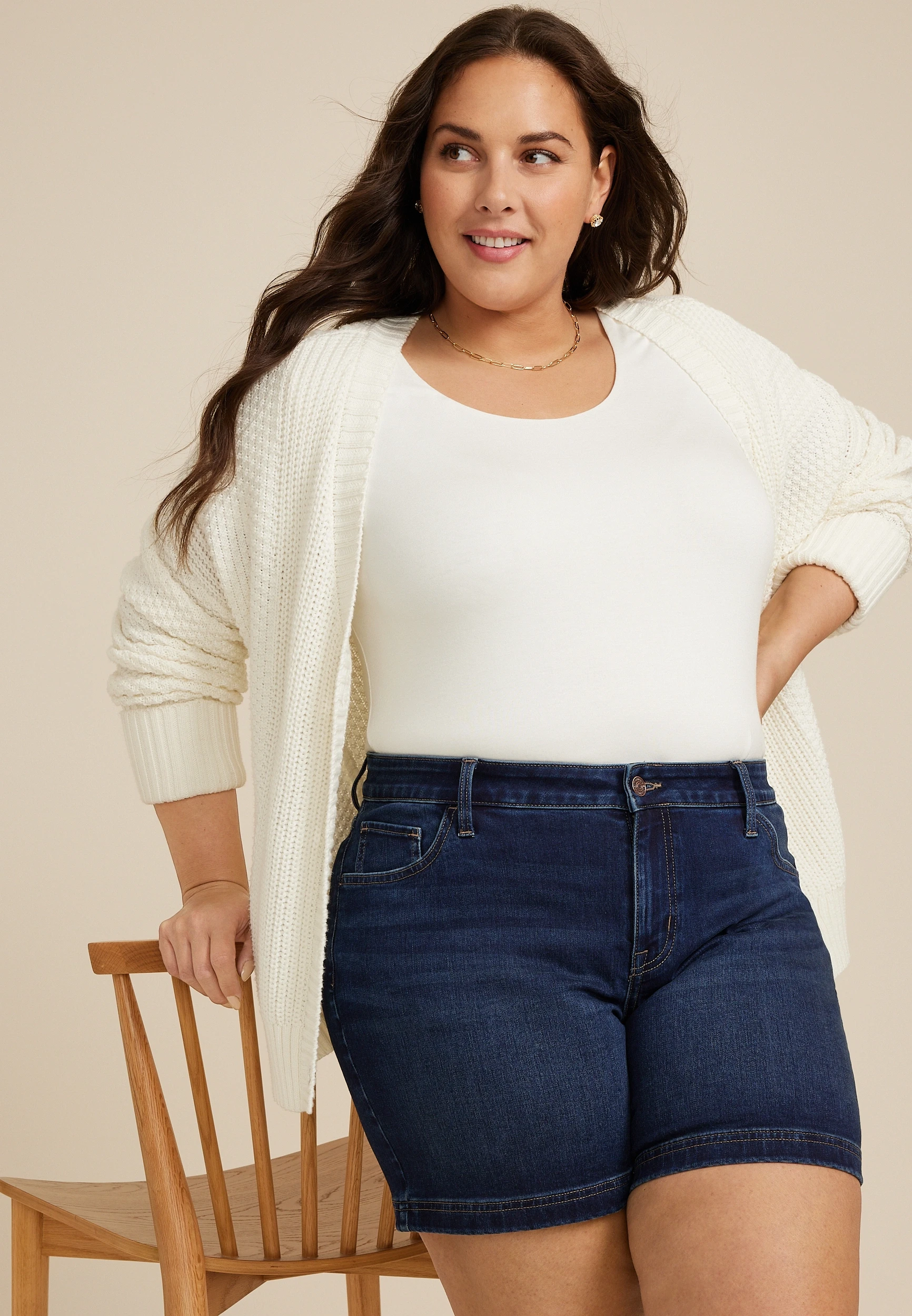 Plus Size m jeans by maurices鈩?Classic Mid Rise 6in Short 12 Plus Size m jeans by maurices鈩?Classic Mid Rise 6in Short